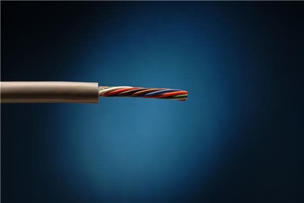 【未使用】7芯ケーブル30m（Alpha Wire 1177C） 未使用】7芯ケーブル30m（Alpha Wire 1177C） 未使用】7芯